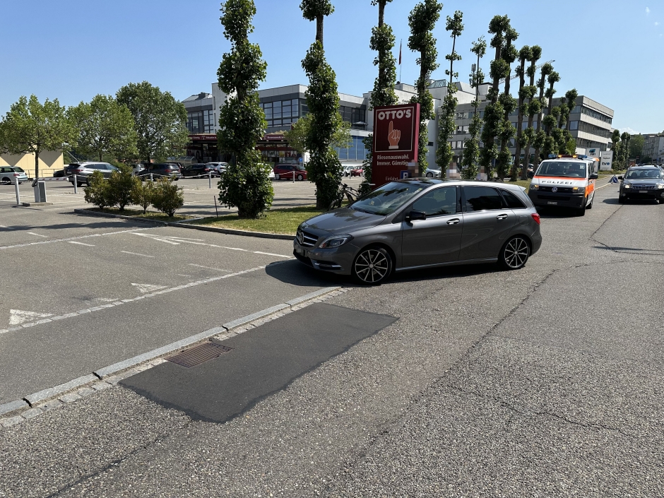 Bild: Unfall F&uuml;rstenlandstrasse